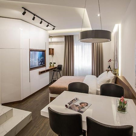 Sacher Apartments Ni Eksteriør billede