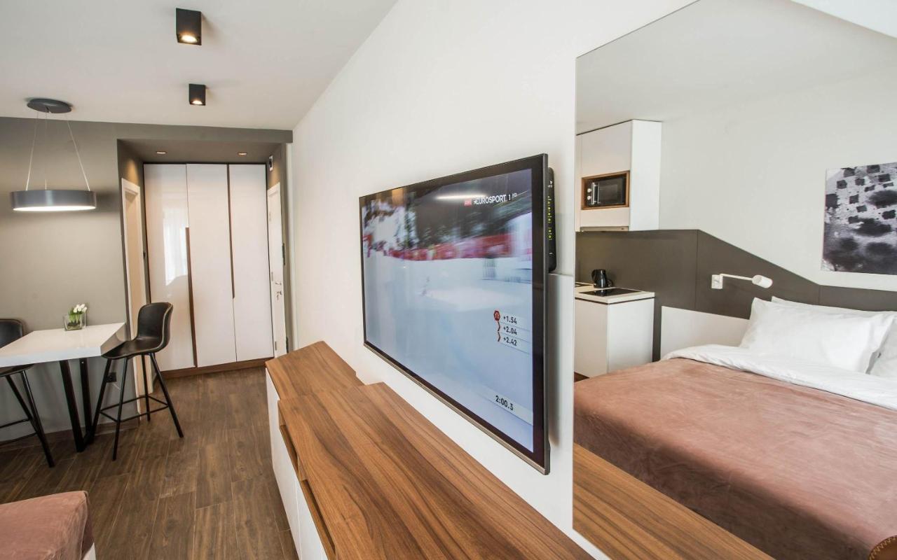 Sacher Apartments Ni Eksteriør billede
