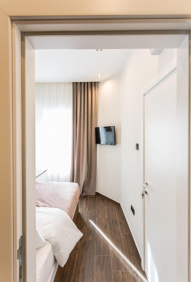 Sacher Apartments Ni Eksteriør billede