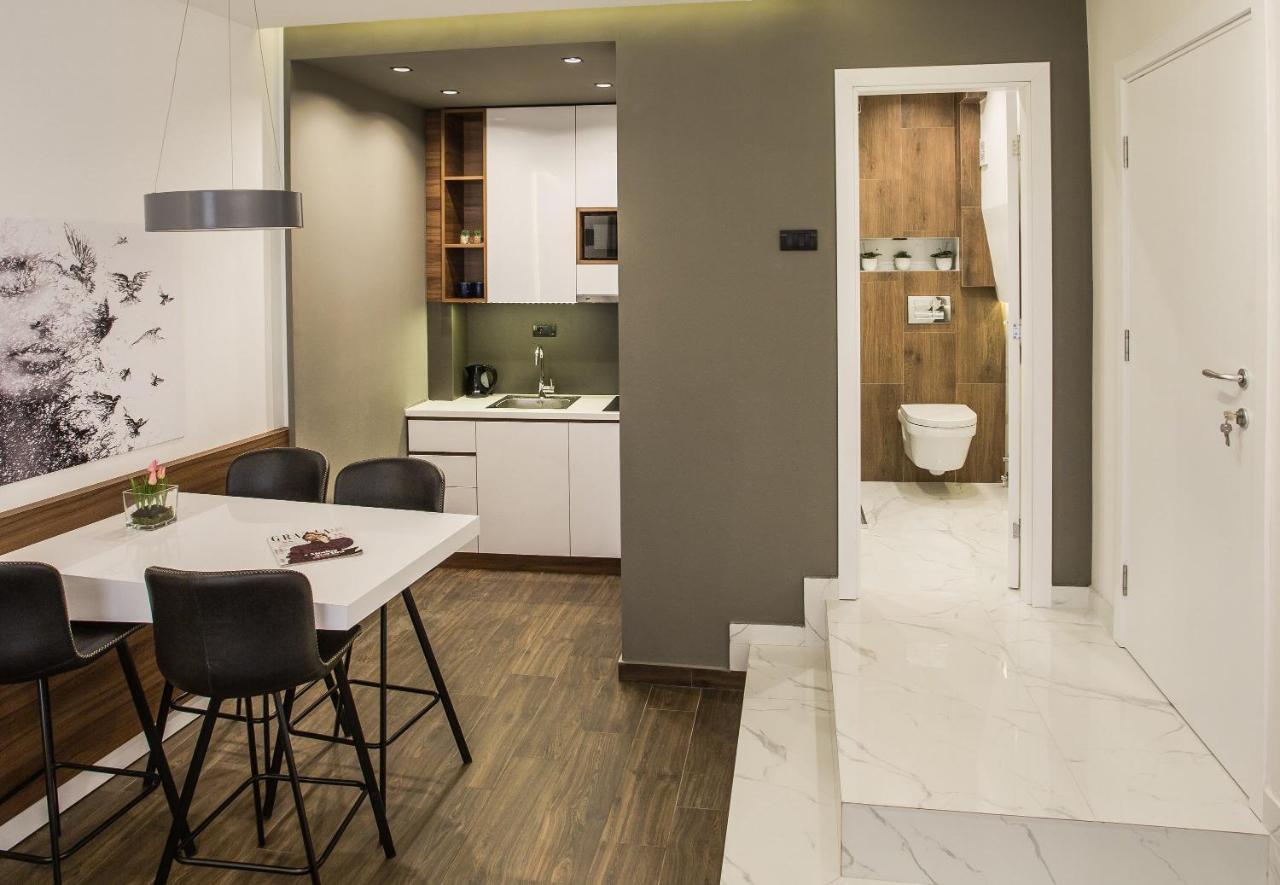 Sacher Apartments Ni Eksteriør billede